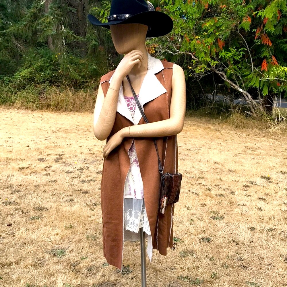 Hem & Thread Brown Sleeveless Vest